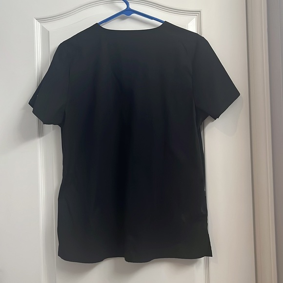 Scrub top - Picture 2 of 2